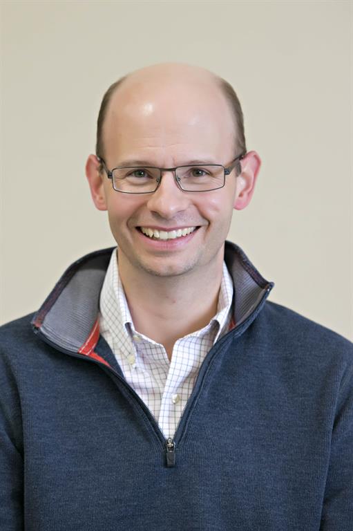 Headshot of Joel Weaver